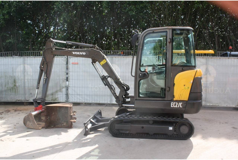 Volvo EC27C - Rupsgraafmachine: afbeelding 2 Volvo EC27C - Rupsgraafmachine: afbeelding 2