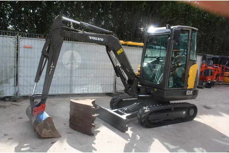 Volvo EC27C - Rupsgraafmachine: afbeelding 1 Volvo EC27C - Rupsgraafmachine: afbeelding 1