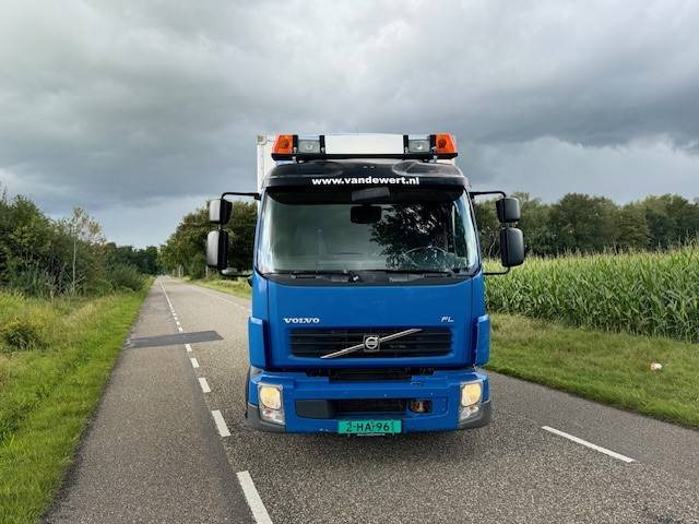 Volvo FL280 - Bestelwagen gesloten laadbak: afbeelding 5 Volvo FL280 - Bestelwagen gesloten laadbak: afbeelding 5