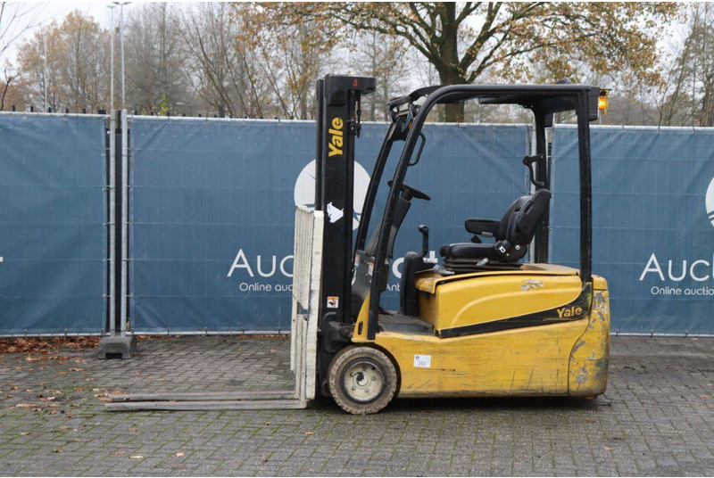 Yale ERP18VT LWB E2136 - Elektrische heftruck: afbeelding 1 Yale ERP18VT LWB E2136 - Elektrische heftruck: afbeelding 1