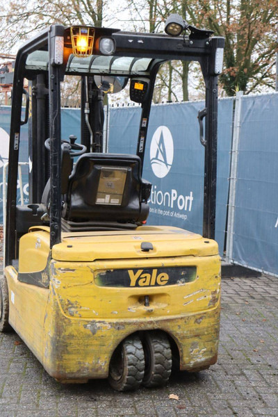 Elektrische heftruck Yale ERP18VT LWB E2136: afbeelding 16 Elektrische heftruck Yale ERP18VT LWB E2136: afbeelding 16