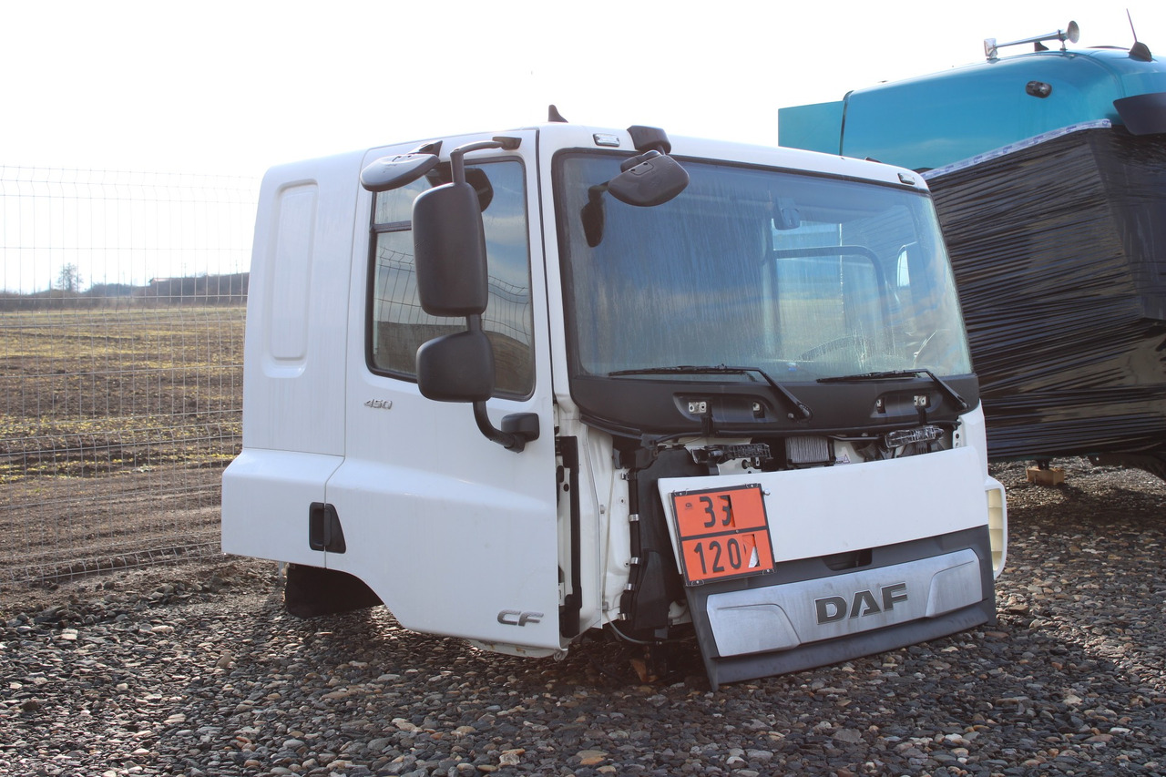 CABINA DAF CF SLEEPER CAB L2H1 - Cabine voor Vrachtwagen: afbeelding 2 CABINA DAF CF SLEEPER CAB L2H1 - Cabine voor Vrachtwagen: afbeelding 2