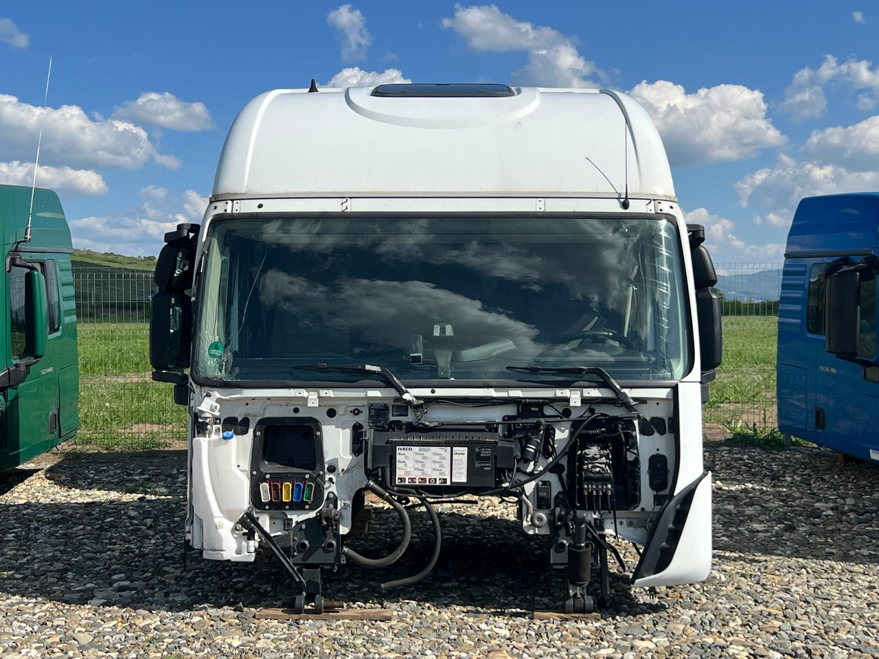 CABINA IVECO STRALIS HI-WAY 5801758707, 5801758694 - Cabine voor Vrachtwagen: afbeelding 2 CABINA IVECO STRALIS HI-WAY 5801758707, 5801758694 - Cabine voor Vrachtwagen: afbeelding 2