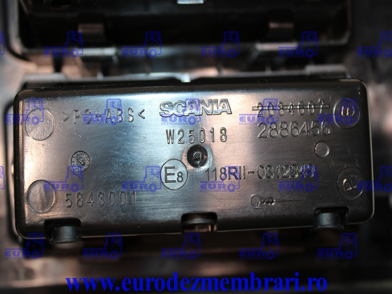 ELEMENT BORD SCANIA SUPER 2886456, 2322651, 2084604, 2258466, 2184906 - Cabine en interieur voor Vrachtwagen: afbeelding 3 ELEMENT BORD SCANIA SUPER 2886456, 2322651, 2084604, 2258466, 2184906 - Cabine en interieur voor Vrachtwagen: afbeelding 3