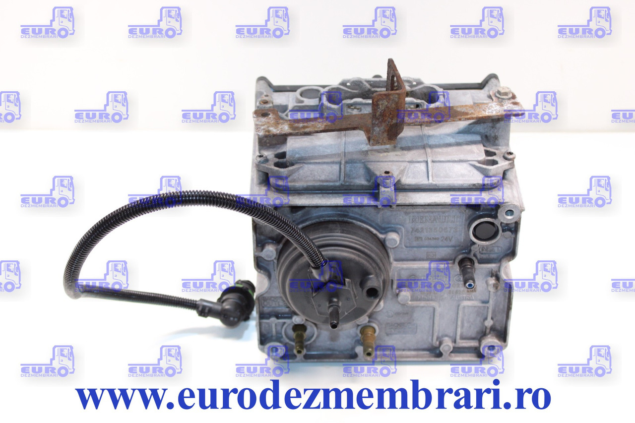 POMPA ADBLUE RENAULT PREMIUM 7421350673 7421582905 7422169013 7485020842 7421687109 7421911394 7422668889 - Geluiddemper/ Uitlaatsysteem voor Vrachtwagen: afbeelding 3 POMPA ADBLUE RENAULT PREMIUM 7421350673 7421582905 7422169013 7485020842 7421687109 7421911394 7422668889 - Geluiddemper/ Uitlaatsysteem voor Vrachtwagen: afbeelding 3