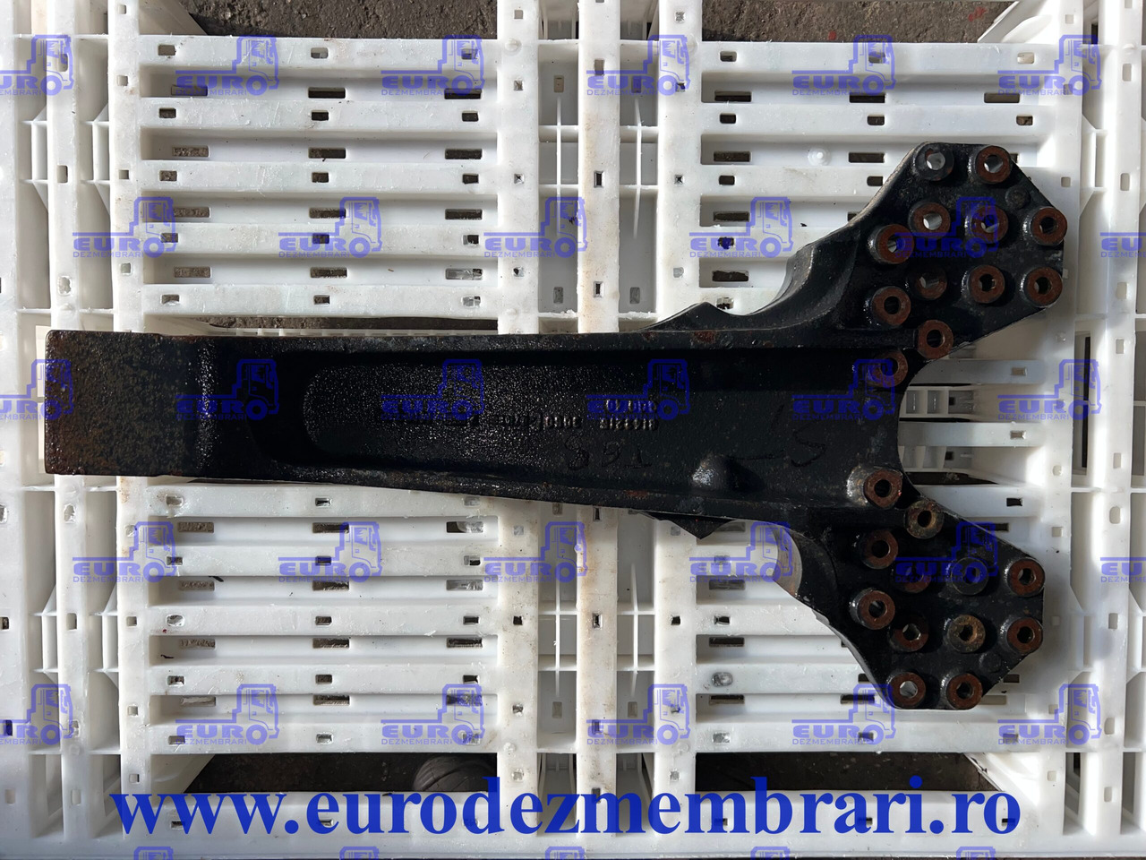 SUPORT SPATE MAN TGS 81.43215.3050 - Frame/ Chassis voor Vrachtwagen: afbeelding 1 SUPORT SPATE MAN TGS 81.43215.3050 - Frame/ Chassis voor Vrachtwagen: afbeelding 1