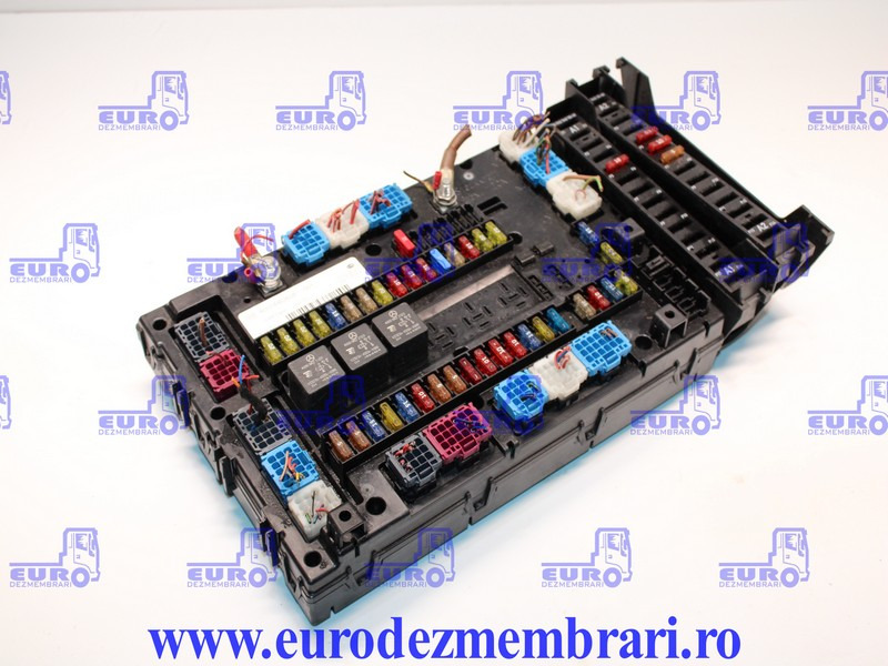 TABLOU SIGURANTE MERCEDES ACTROS MP4 SAM CABIN A0014462658, A0014466858 - Zekeringkast voor Vrachtwagen: afbeelding 2 TABLOU SIGURANTE MERCEDES ACTROS MP4 SAM CABIN A0014462658, A0014466858 - Zekeringkast voor Vrachtwagen: afbeelding 2