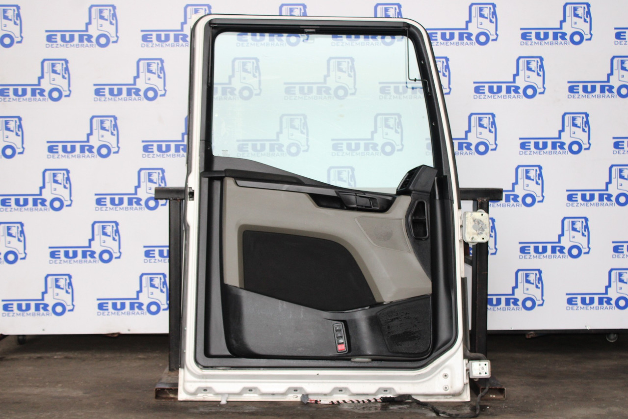 USA STANGA MAN TGX TG3 81.62600.4137 81.62600.4141 - Deur en onderdelen voor Vrachtwagen: afbeelding 1 USA STANGA MAN TGX TG3 81.62600.4137 81.62600.4141 - Deur en onderdelen voor Vrachtwagen: afbeelding 1