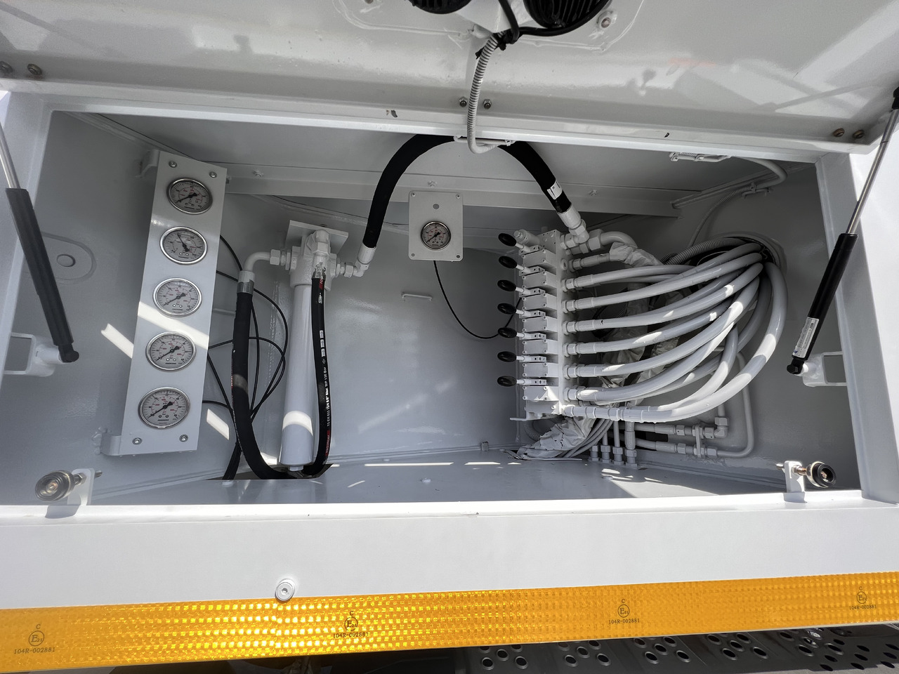 Nieuw Betonpomp Mercedes-Benz Arocs 3343 P E6: afbeelding 8