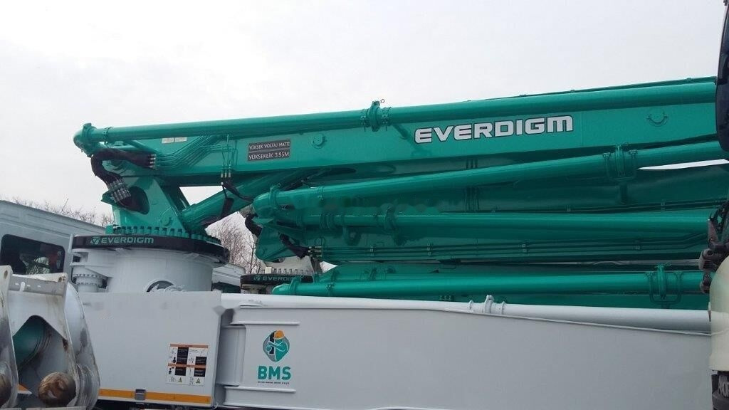 Mercedes-Benz New Everdigm ECP 42 CX 5 ECP 42 CX5 on chassis - Betonpomp: afbeelding 5 Mercedes-Benz New Everdigm ECP 42 CX 5 ECP 42 CX5 on chassis - Betonpomp: afbeelding 5
