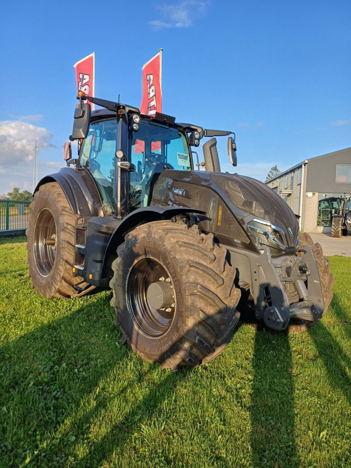 Valtra Q245 - Tractor: afbeelding 3 Valtra Q245 - Tractor: afbeelding 3