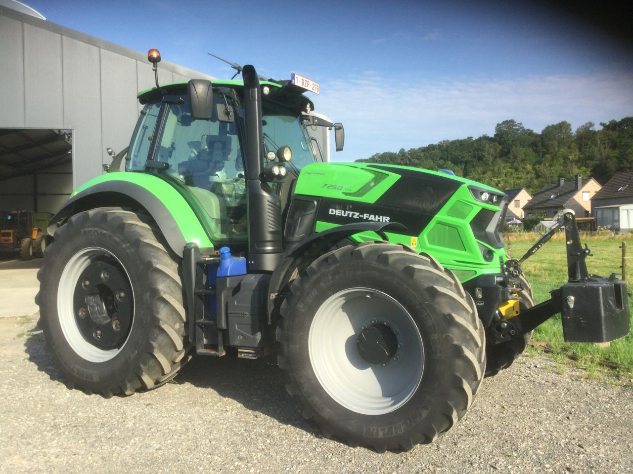 Deutz-Fahr AGROTRON 7250 TTV - Tractor: afbeelding 1 Deutz-Fahr AGROTRON 7250 TTV - Tractor: afbeelding 1