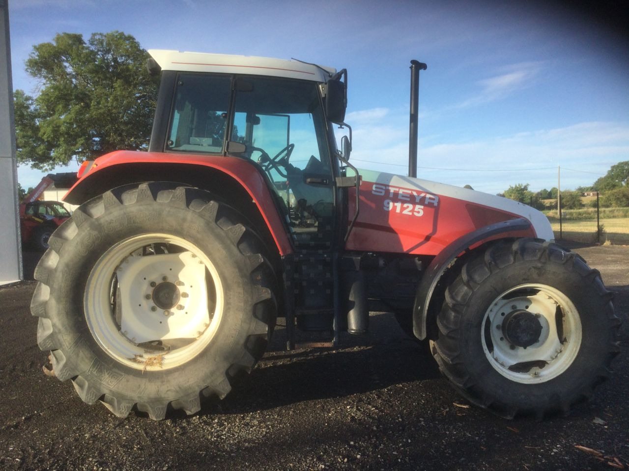 Steyr 9125 - Tractor: afbeelding 1 Steyr 9125 - Tractor: afbeelding 1