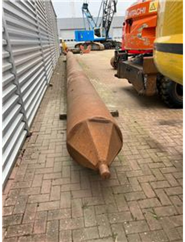 Spud leg 15 meter - Bouwmachine: afbeelding 1 Spud leg 15 meter - Bouwmachine: afbeelding 1