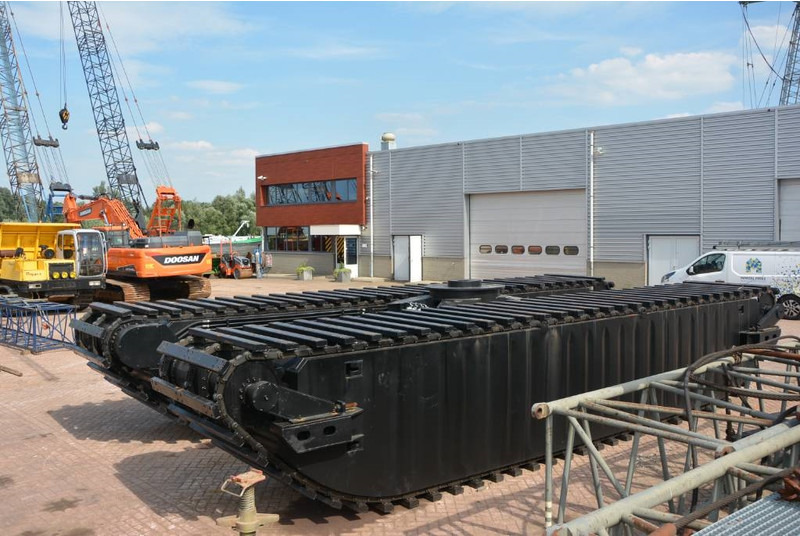 Swampmaster 2200 amphibious ponton for excavator - Rupsgraafmachine: afbeelding 2 Swampmaster 2200 amphibious ponton for excavator - Rupsgraafmachine: afbeelding 2