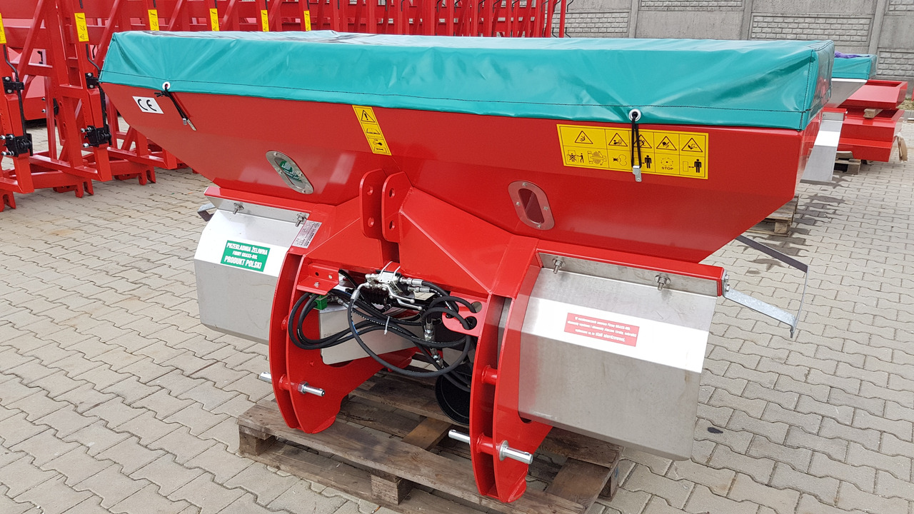 Grass-Rol Rozsiewacz dwutarczowy MASTER 1600 L / Fertilizer spreader / Düngerstreuer / Разбрасыватель удобрений - Kunstmeststrooier: afbeelding 1 Grass-Rol Rozsiewacz dwutarczowy MASTER 1600 L / Fertilizer spreader / Düngerstreuer / Разбрасыватель удобрений - Kunstmeststrooier: afbeelding 1