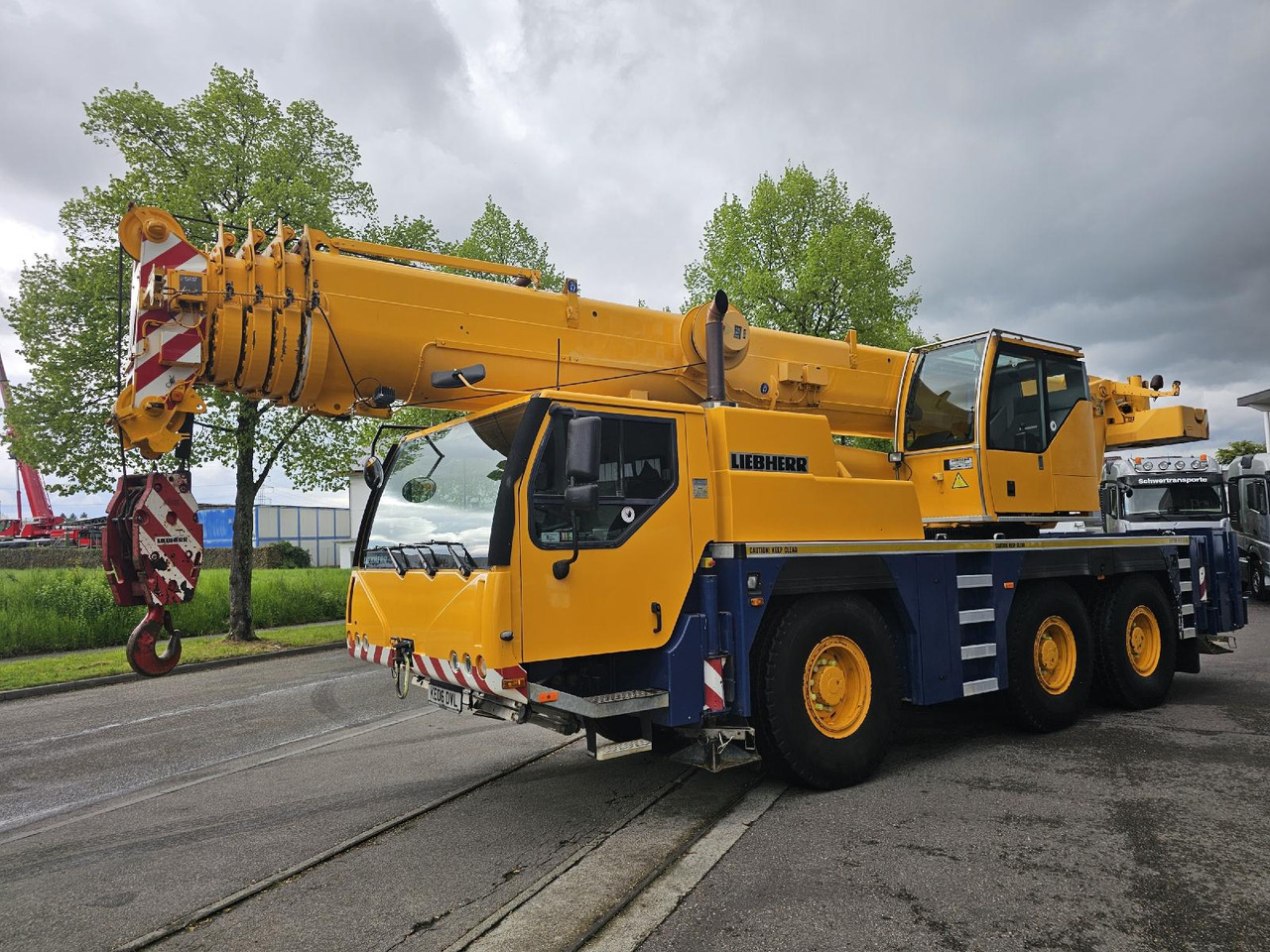 Liebherr LTM 1055-3.1 (06 - 056 016) | 6 x 6 - Mobiele kraan: afbeelding 2 Liebherr LTM 1055-3.1 (06 - 056 016) | 6 x 6 - Mobiele kraan: afbeelding 2