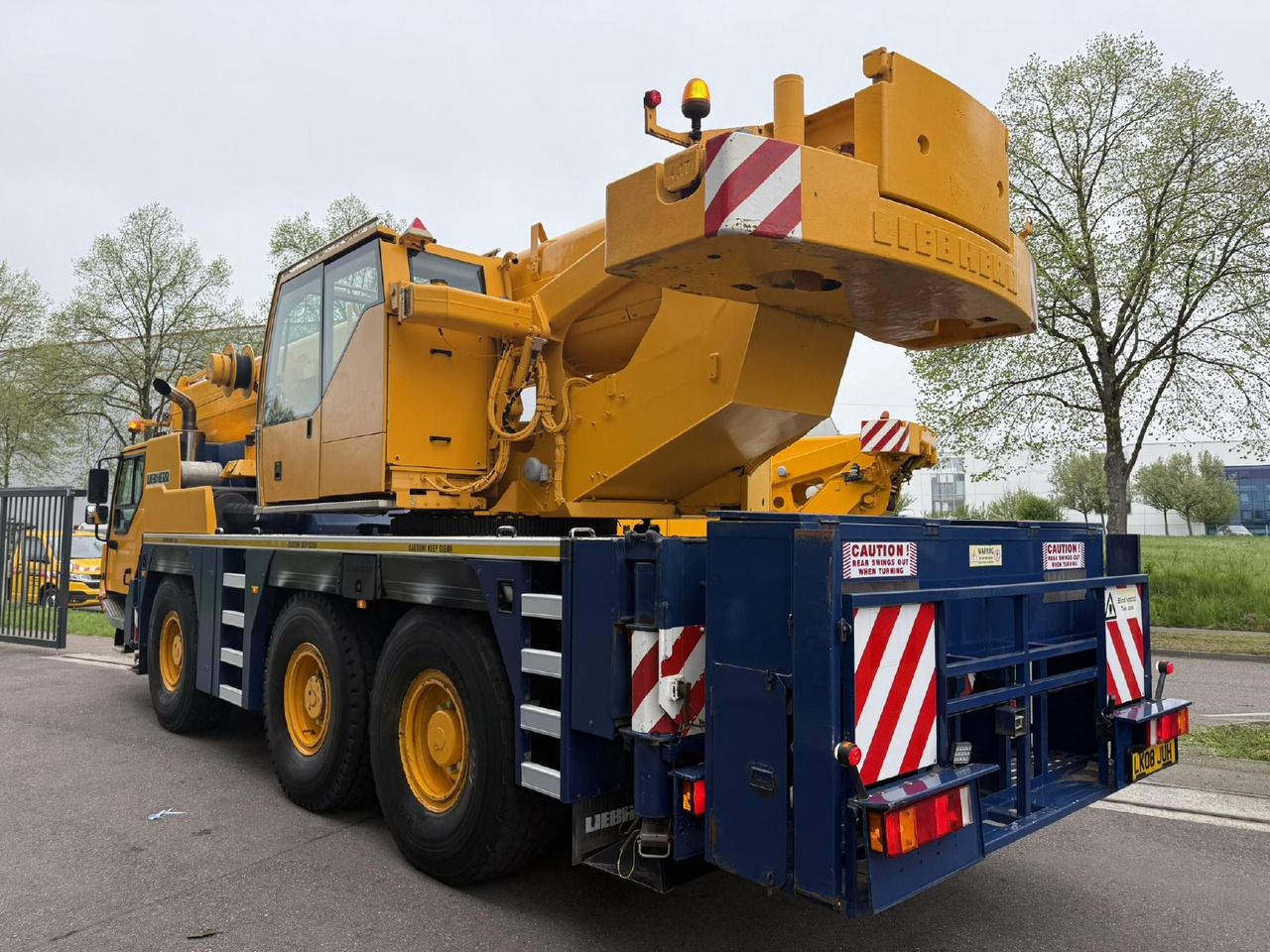Liebherr LTM 1055-3.2 (08 - 084 745) | 6 x 6 - Mobiele kraan: afbeelding 3 Liebherr LTM 1055-3.2 (08 - 084 745) | 6 x 6 - Mobiele kraan: afbeelding 3