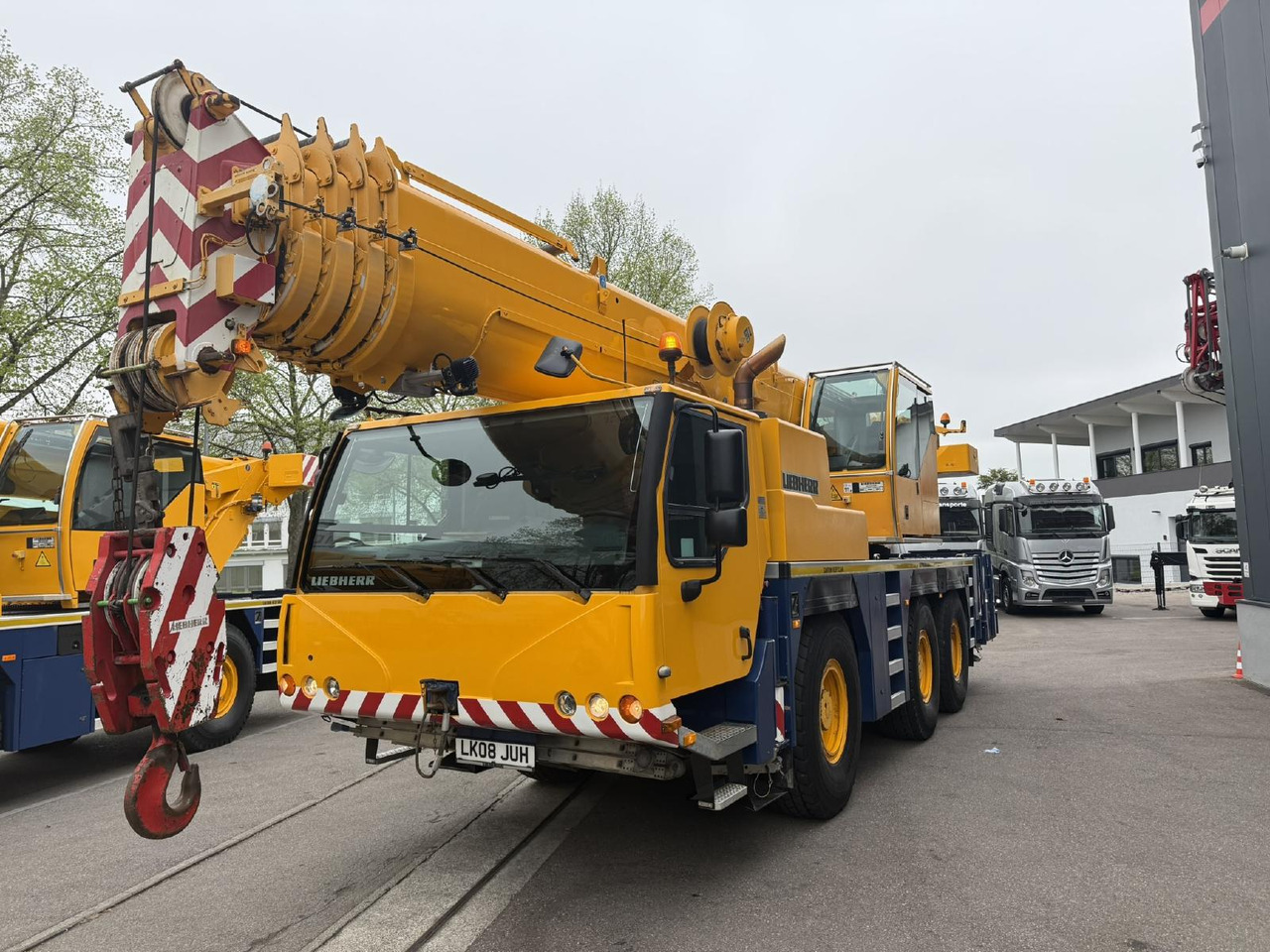 Liebherr LTM 1055-3.2 (08 - 084 745) | 6 x 6 - Mobiele kraan: afbeelding 2 Liebherr LTM 1055-3.2 (08 - 084 745) | 6 x 6 - Mobiele kraan: afbeelding 2