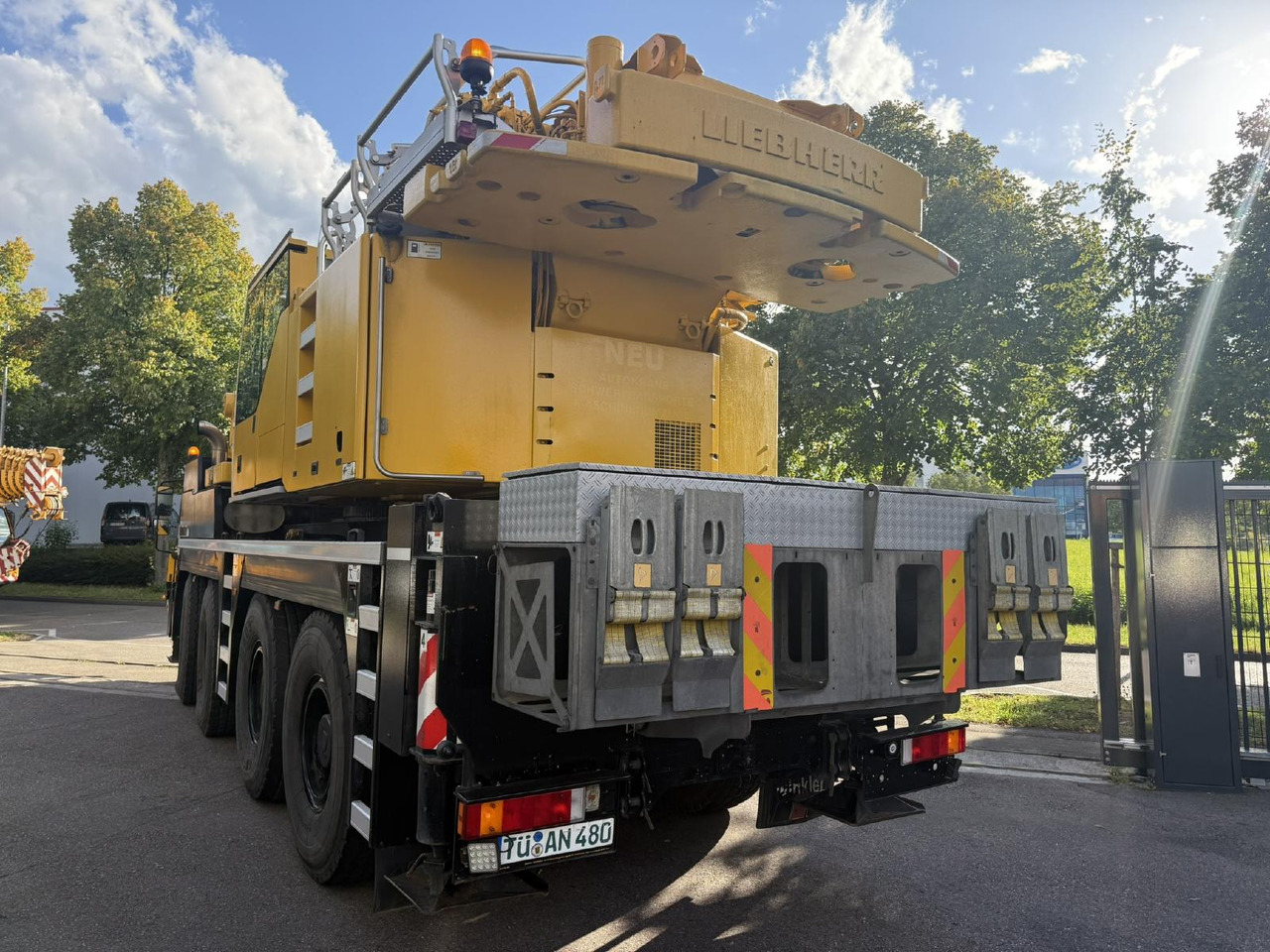 Liebherr LTM 1090-4.1 (2012 - 062 321) | 8 x 8 | LICCON 2 - Mobiele kraan: afbeelding 4 Liebherr LTM 1090-4.1 (2012 - 062 321) | 8 x 8 | LICCON 2 - Mobiele kraan: afbeelding 4