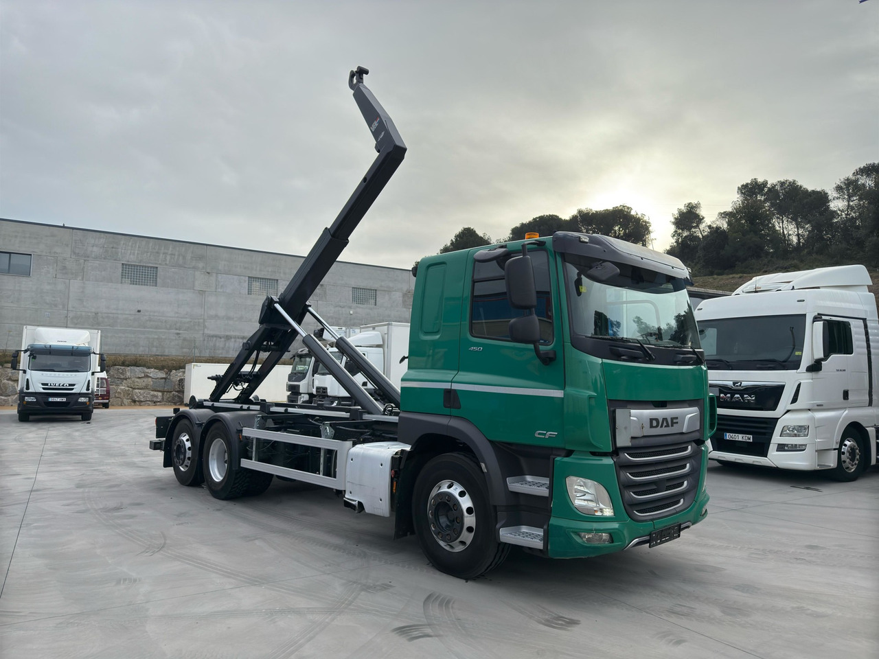 DAF CF450 6x2 E6 (Multilift) - Haakarmsysteem vrachtwagen: afbeelding 2 DAF CF450 6x2 E6 (Multilift) - Haakarmsysteem vrachtwagen: afbeelding 2