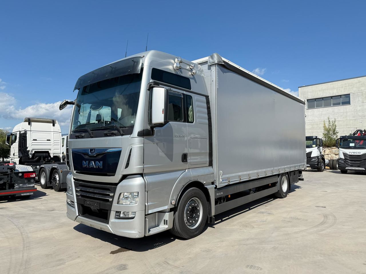 MAN 18.430 LL TGX E6 (Tauliner) - Schuifzeilen vrachtwagen: afbeelding 1 MAN 18.430 LL TGX E6 (Tauliner) - Schuifzeilen vrachtwagen: afbeelding 1