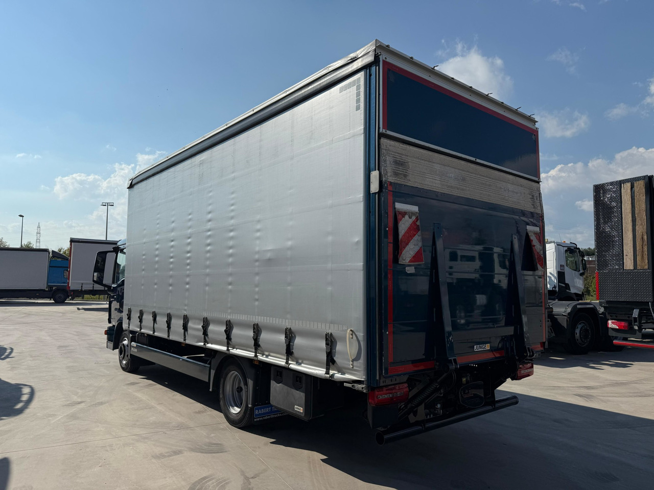 MAN 8.190 BL TGL E6 (Tauliner) - Schuifzeilen vrachtwagen: afbeelding 4 MAN 8.190 BL TGL E6 (Tauliner) - Schuifzeilen vrachtwagen: afbeelding 4
