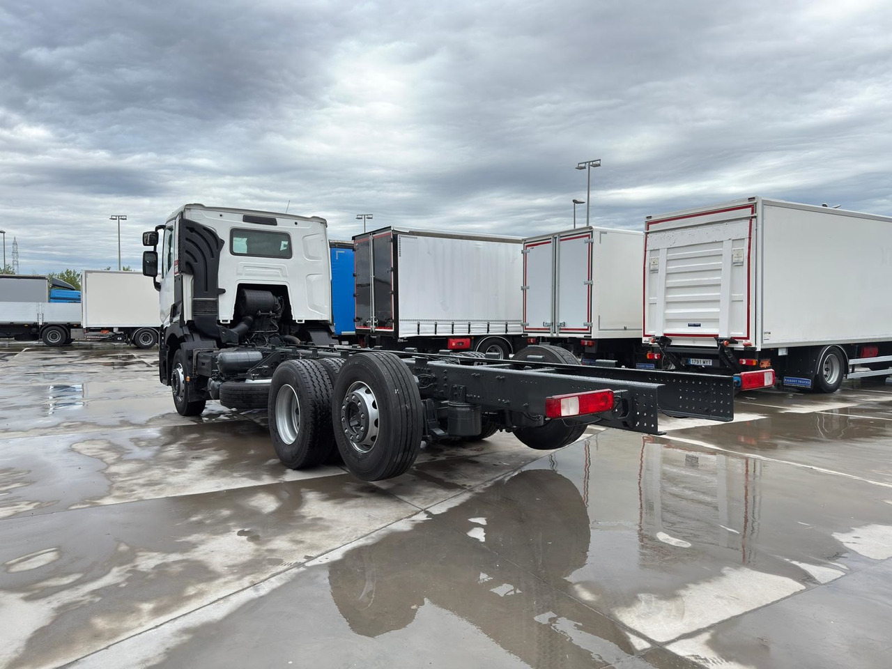 RENAULT C380.26 E6 (Chassis) - Chassis vrachtwagen: afbeelding 3 RENAULT C380.26 E6 (Chassis) - Chassis vrachtwagen: afbeelding 3