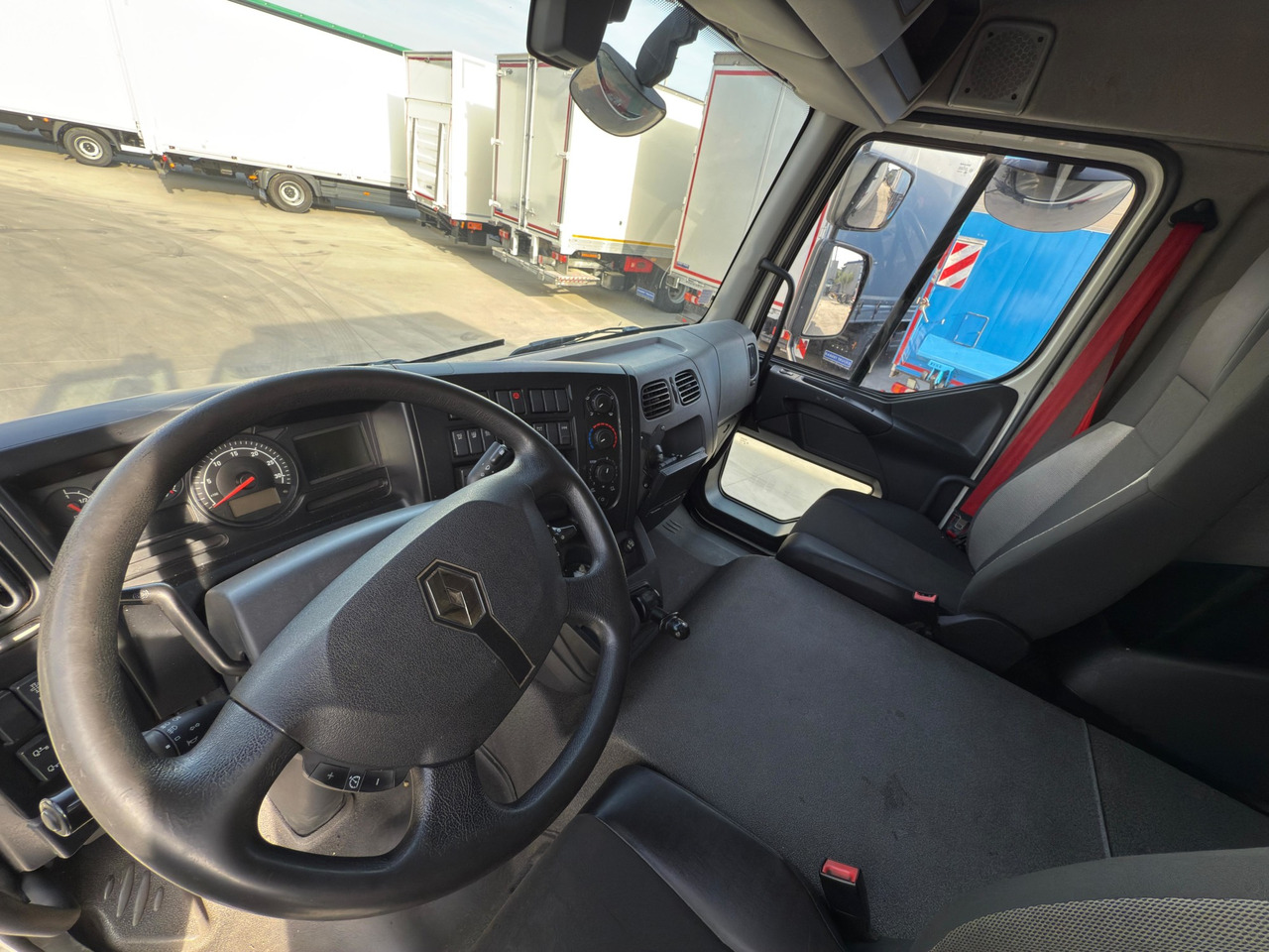 RENAULT D19 E6 (VAN) - Bakwagen: afbeelding 5 RENAULT D19 E6 (VAN) - Bakwagen: afbeelding 5