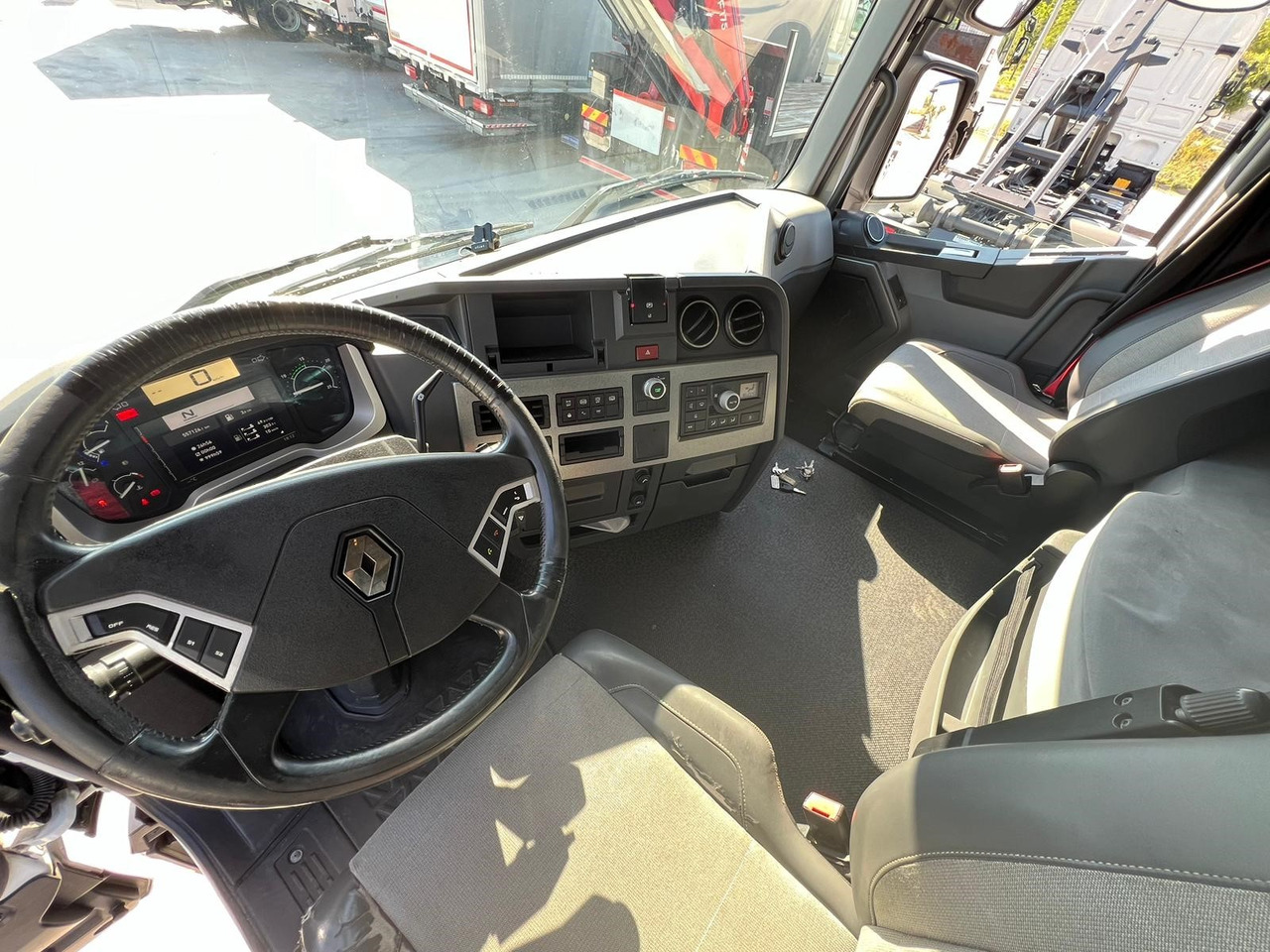 RENAULT T430 E6 (Tauliner) - Schuifzeilen vrachtwagen: afbeelding 5 RENAULT T430 E6 (Tauliner) - Schuifzeilen vrachtwagen: afbeelding 5
