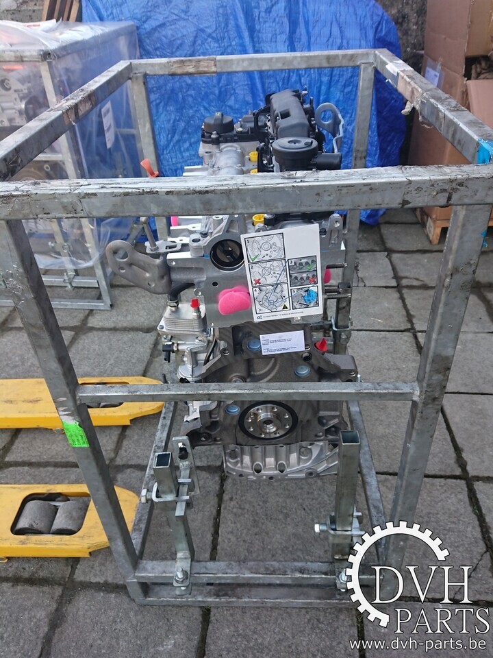 AH03 - DW10FU AH03 - DW10FU - Motor voor Gesloten bestelwagen: afbeelding 1 AH03 - DW10FU AH03 - DW10FU - Motor voor Gesloten bestelwagen: afbeelding 1