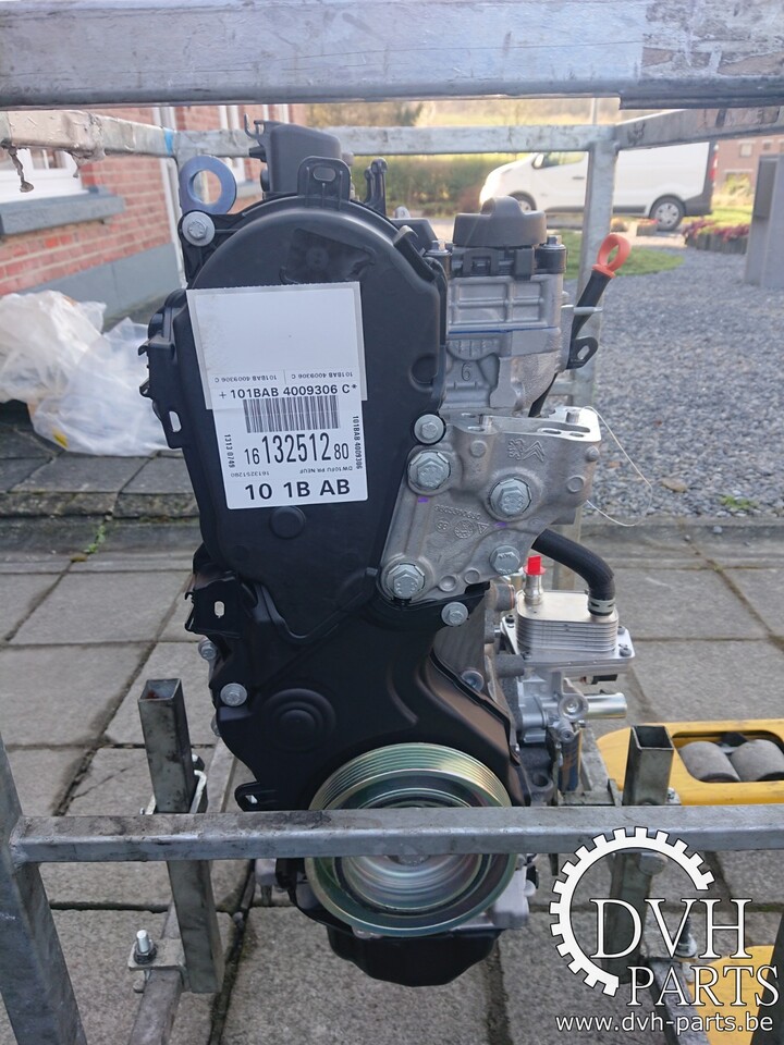 AH03 - DW10FU AH03 - DW10FU - Motor voor Gesloten bestelwagen: afbeelding 3 AH03 - DW10FU AH03 - DW10FU - Motor voor Gesloten bestelwagen: afbeelding 3