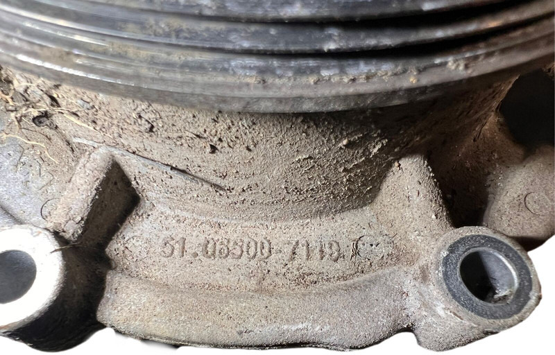 MAN 2021 - Waterpomp: afbeelding 4 MAN 2021 - Waterpomp: afbeelding 4
