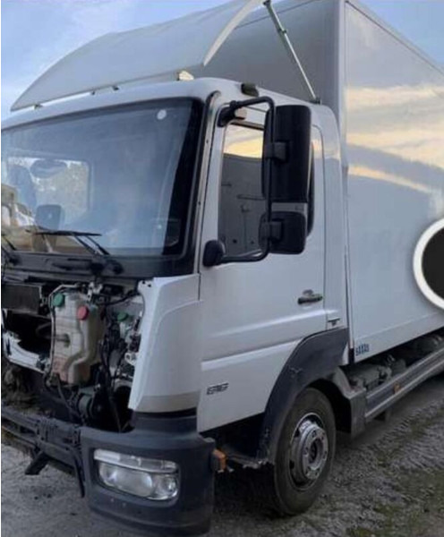 Mercedes-Benz ATEGO - Cabine en interieur: afbeelding 1 Mercedes-Benz ATEGO - Cabine en interieur: afbeelding 1