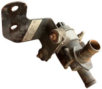 Mercedes-Benz  - Waterpomp: afbeelding 4 Mercedes-Benz  - Waterpomp: afbeelding 4