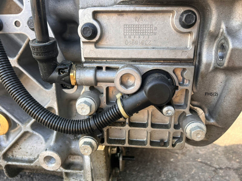 Volvo FH5/Aero - Onderdelen: afbeelding 3 Volvo FH5/Aero - Onderdelen: afbeelding 3