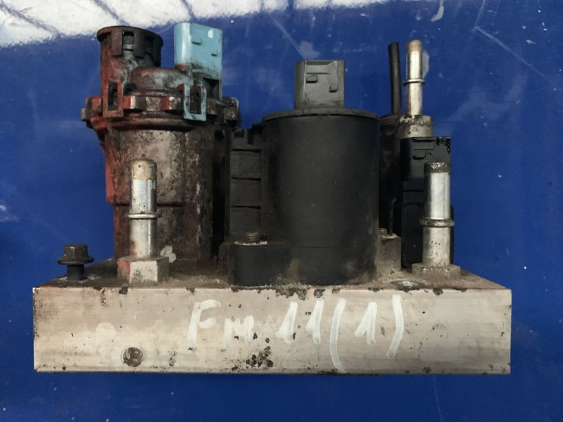 Volvo FH - Brandstofpomp: afbeelding 3 Volvo FH - Brandstofpomp: afbeelding 3