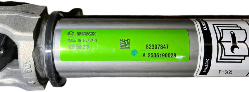 Volvo - Aandrijfas: afbeelding 2 Volvo - Aandrijfas: afbeelding 2