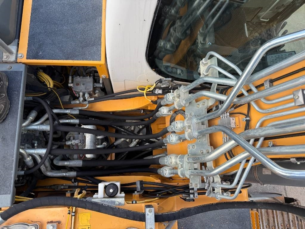 Sloop graafmachine Liebherr R922 LC car dismantler: afbeelding 29
