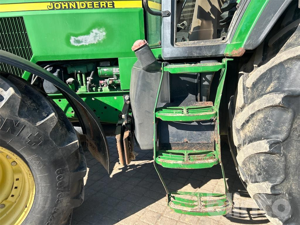 Tractor 1999 John Deere 7810: afbeelding 43