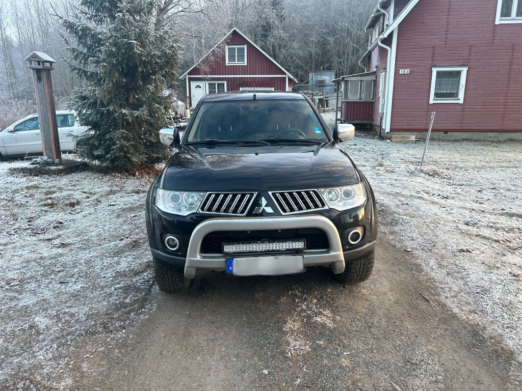 MITSUBISHI L200 DC - Bestelwagen: afbeelding 2 MITSUBISHI L200 DC - Bestelwagen: afbeelding 2