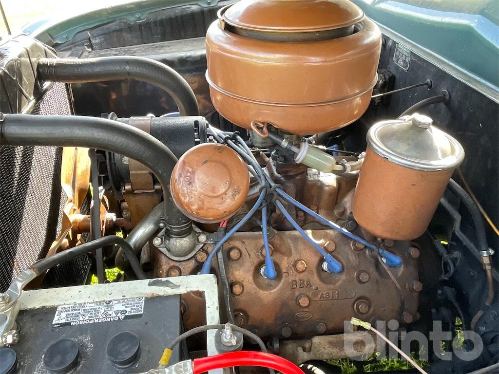 Personenwagen FORD V-8 CUSTOM DE LUXE: afbeelding 47