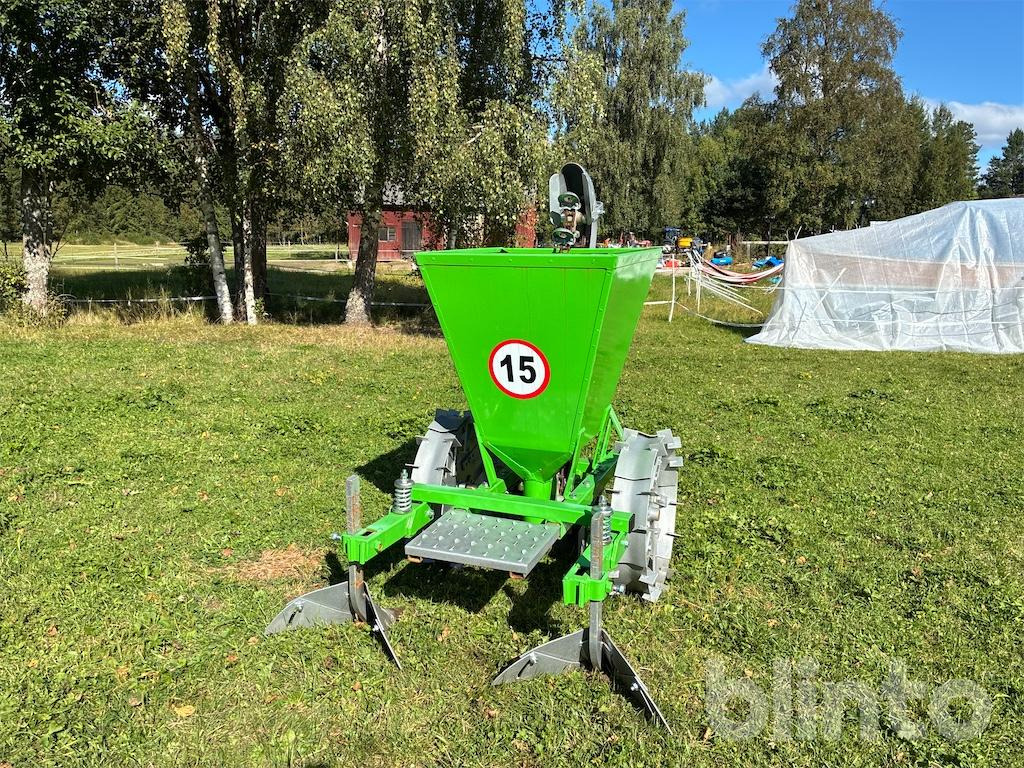 För potatisodling Bomet - Aardappelpootmachine: afbeelding 2 För potatisodling Bomet - Aardappelpootmachine: afbeelding 2