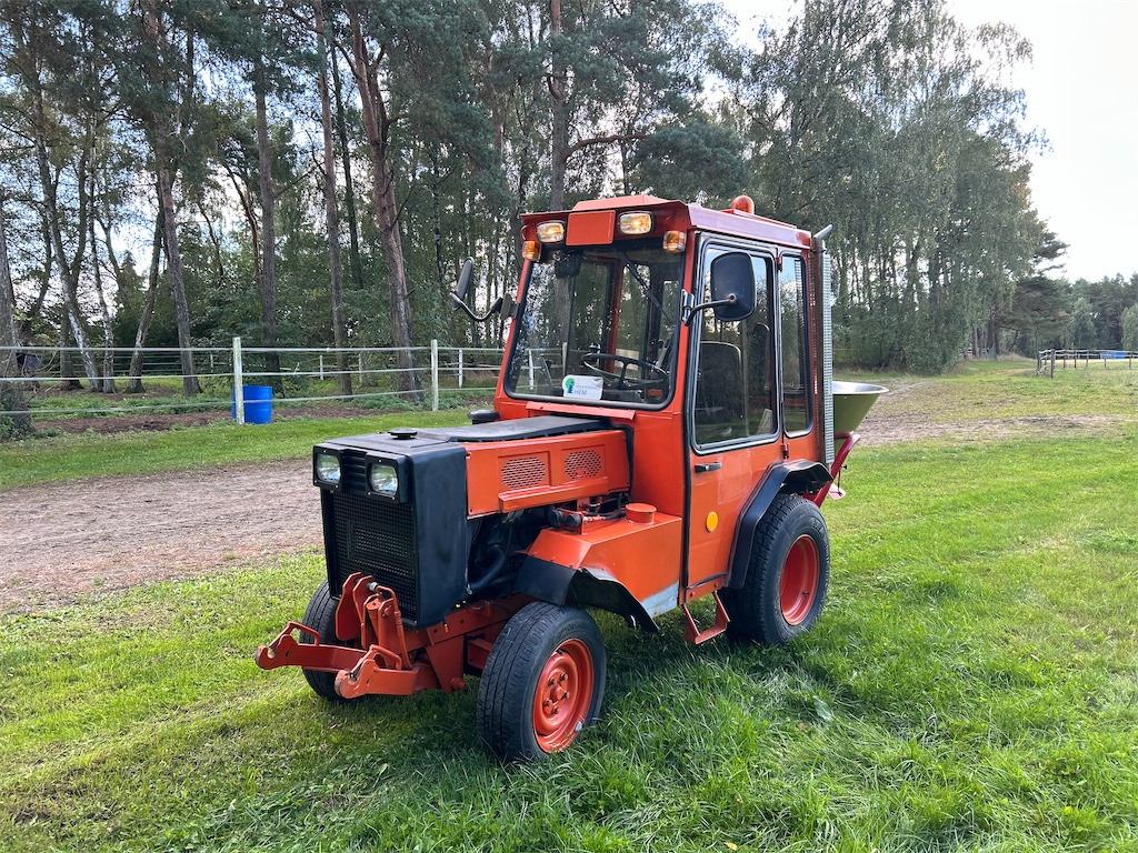 HOLDER P70C-460 - Gemeentelijke tractor: afbeelding 1 HOLDER P70C-460 - Gemeentelijke tractor: afbeelding 1