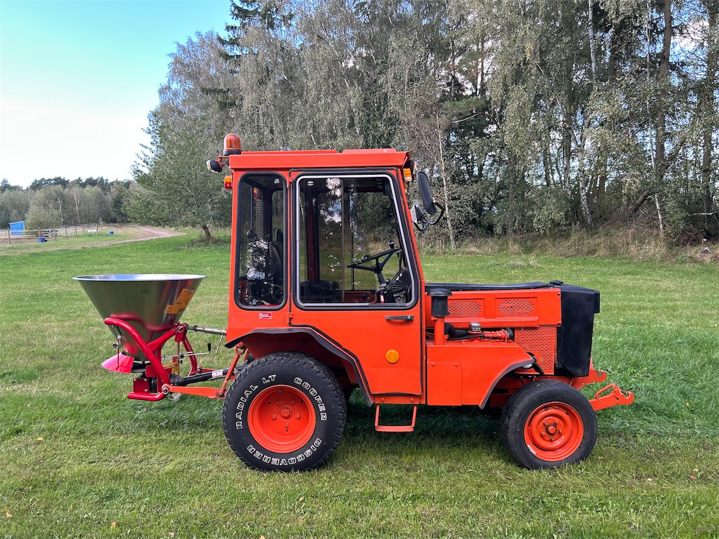 HOLDER P70C-460 - Gemeentelijke tractor: afbeelding 4 HOLDER P70C-460 - Gemeentelijke tractor: afbeelding 4