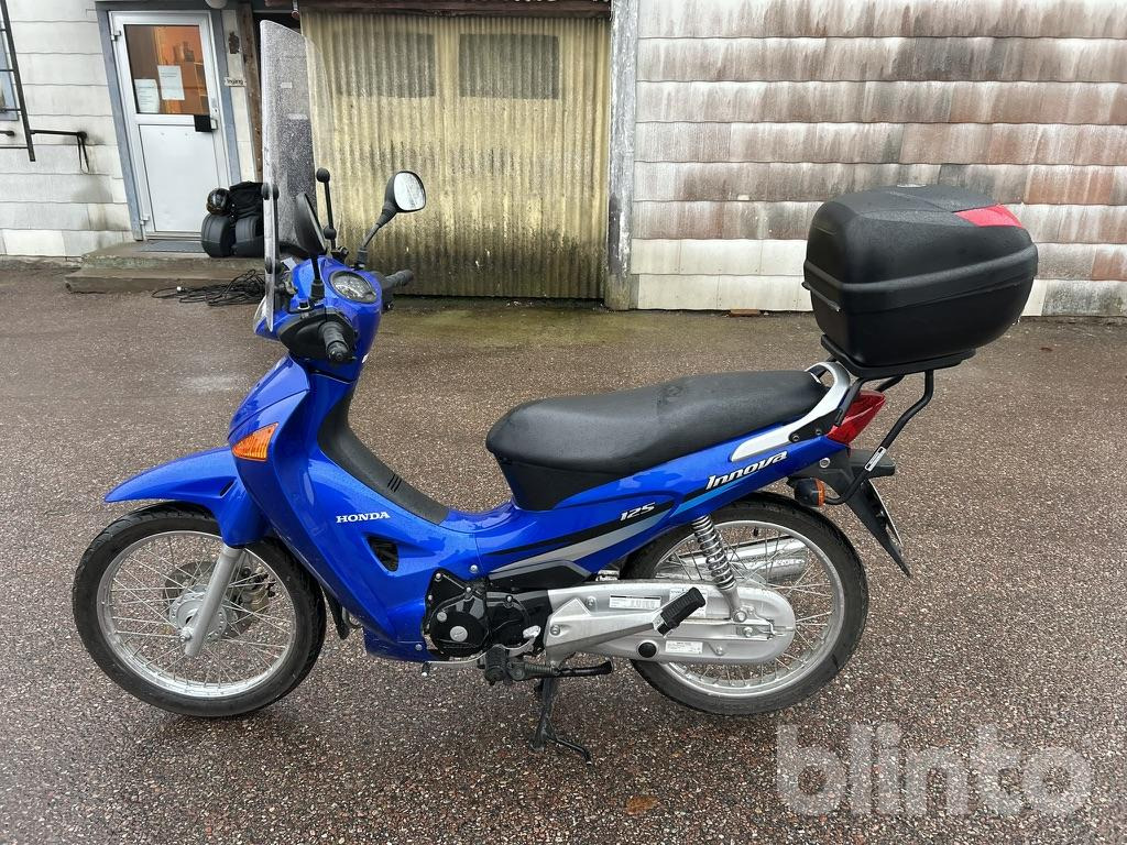 HONDA INNOVA 125 - Motorfiets: afbeelding 1 HONDA INNOVA 125 - Motorfiets: afbeelding 1