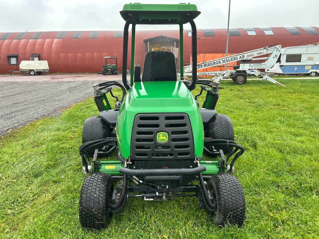 John Deere 3235C - Gazonmaaier: afbeelding 4 John Deere 3235C - Gazonmaaier: afbeelding 4