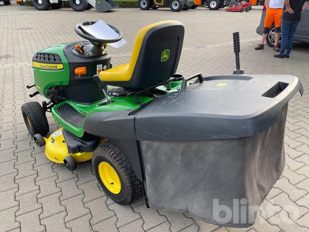 John Deere X155R - Gazonmaaier: afbeelding 4 John Deere X155R - Gazonmaaier: afbeelding 4