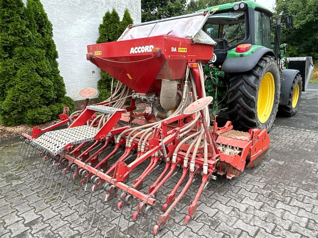 Kreiselegge Kuhn und Drillmaschine Kverneland Accord DA - Zaaimachine: afbeelding 1 Kreiselegge Kuhn und Drillmaschine Kverneland Accord DA - Zaaimachine: afbeelding 1