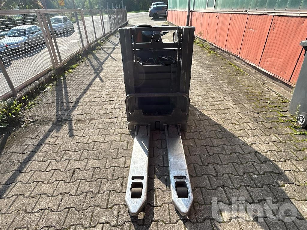 Linde L12L SP - Stapelaar: afbeelding 4 Linde L12L SP - Stapelaar: afbeelding 4